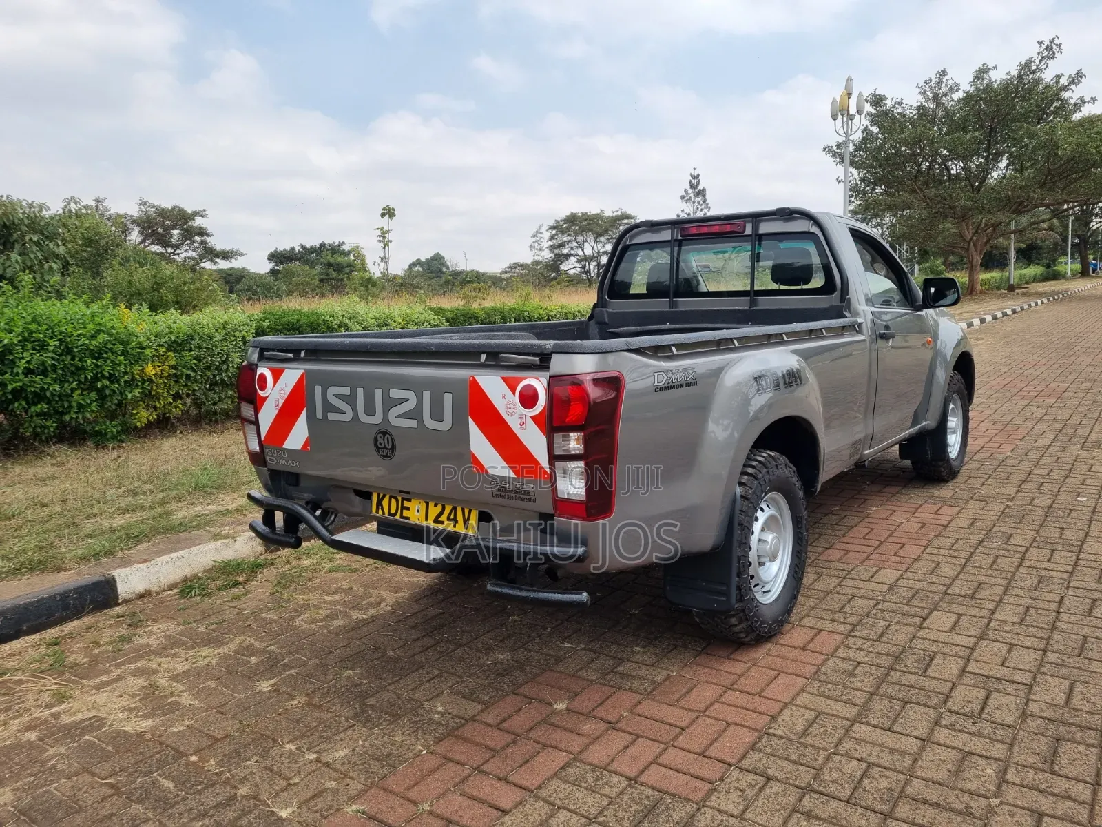 Isuzu D-MAX 2021 Gold