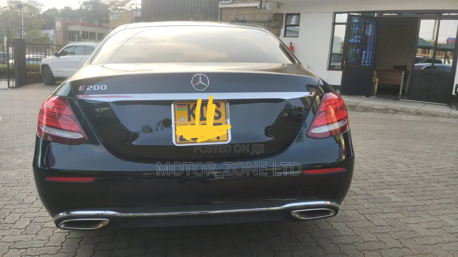 Mercedes-Benz E200 2018 Black
