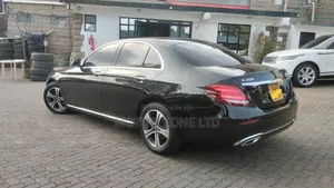 Mercedes-Benz E200 2018 Black