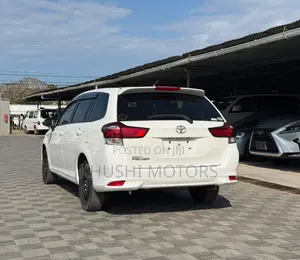 Toyota Corolla Fielder 2020 White