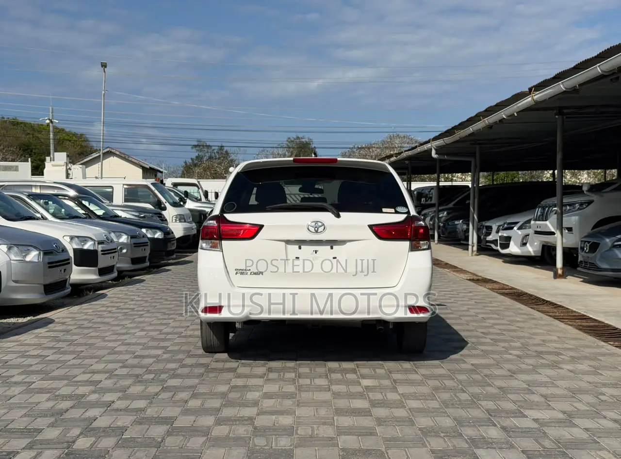 Toyota Corolla Fielder 2020 White