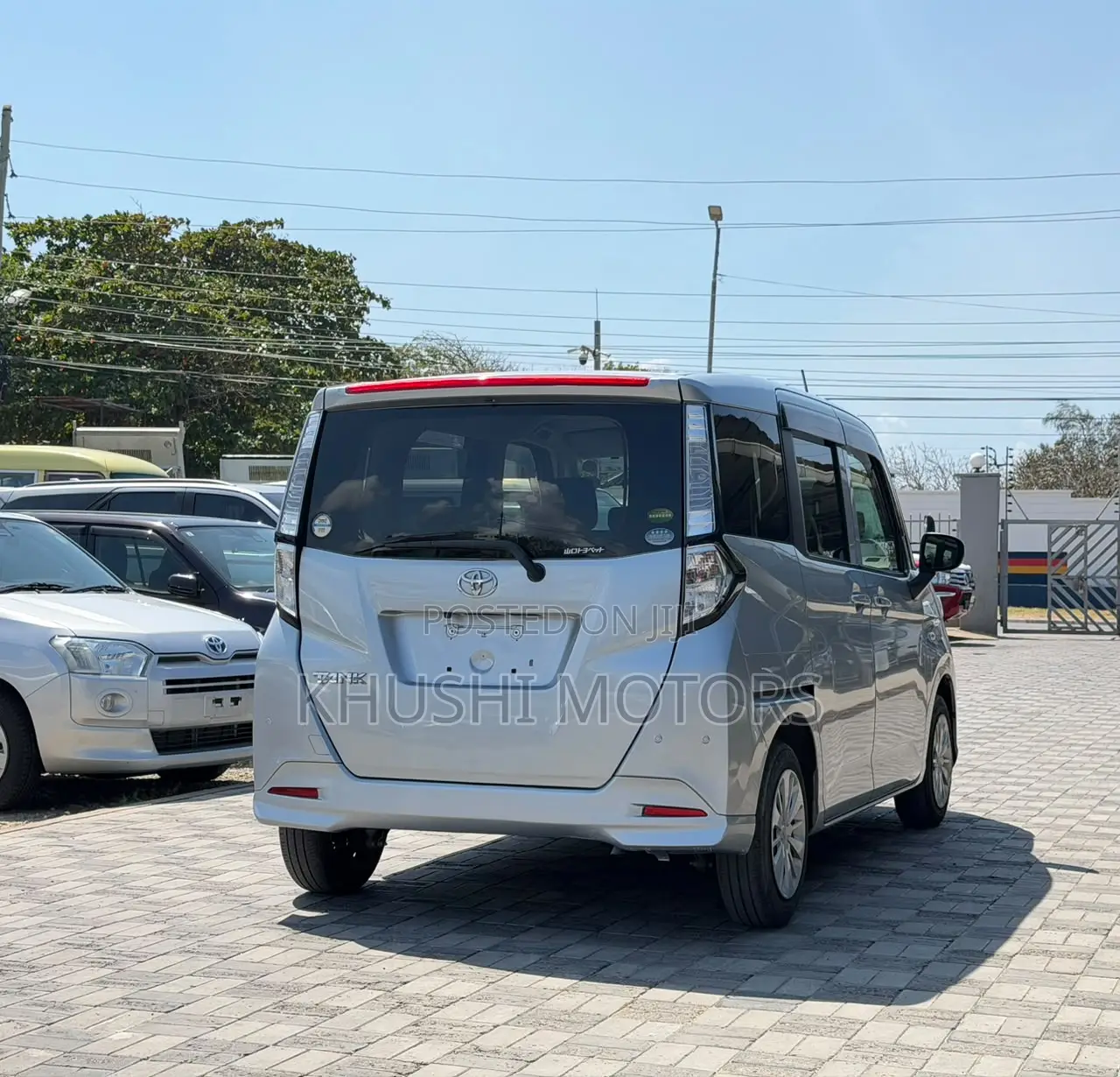 Toyota Tank 2019 Silver