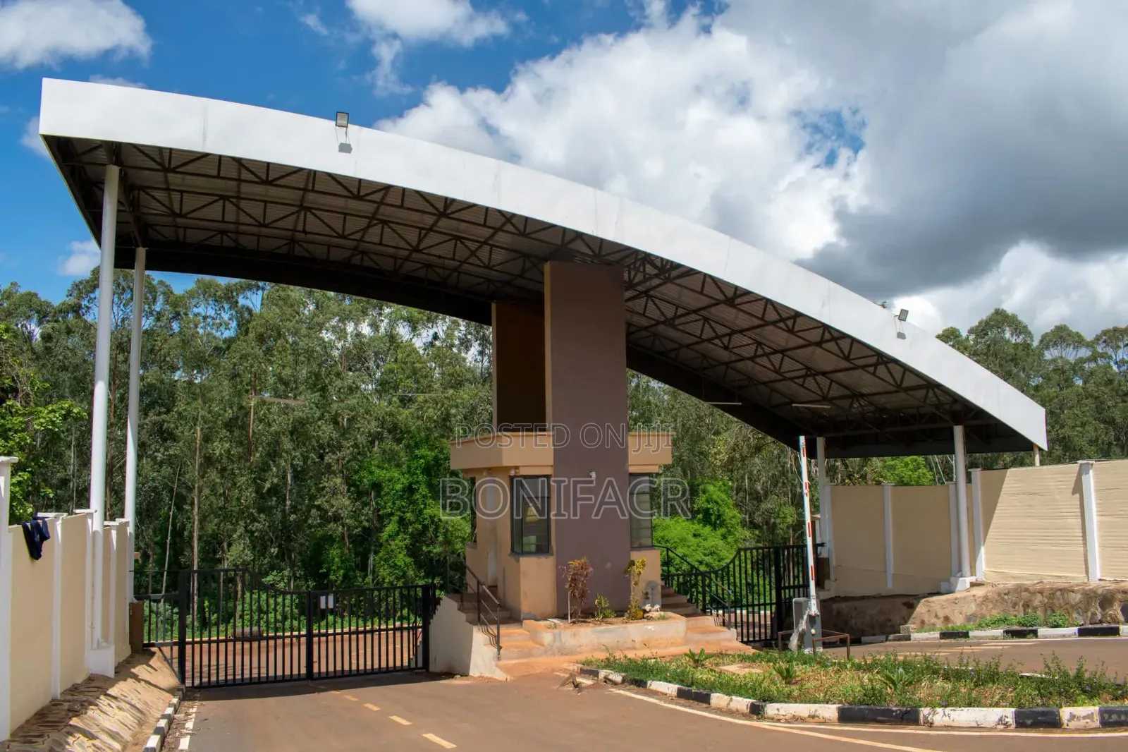 Thika Groove Chania
