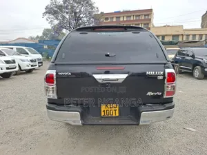 Toyota Hilux 2017 Black