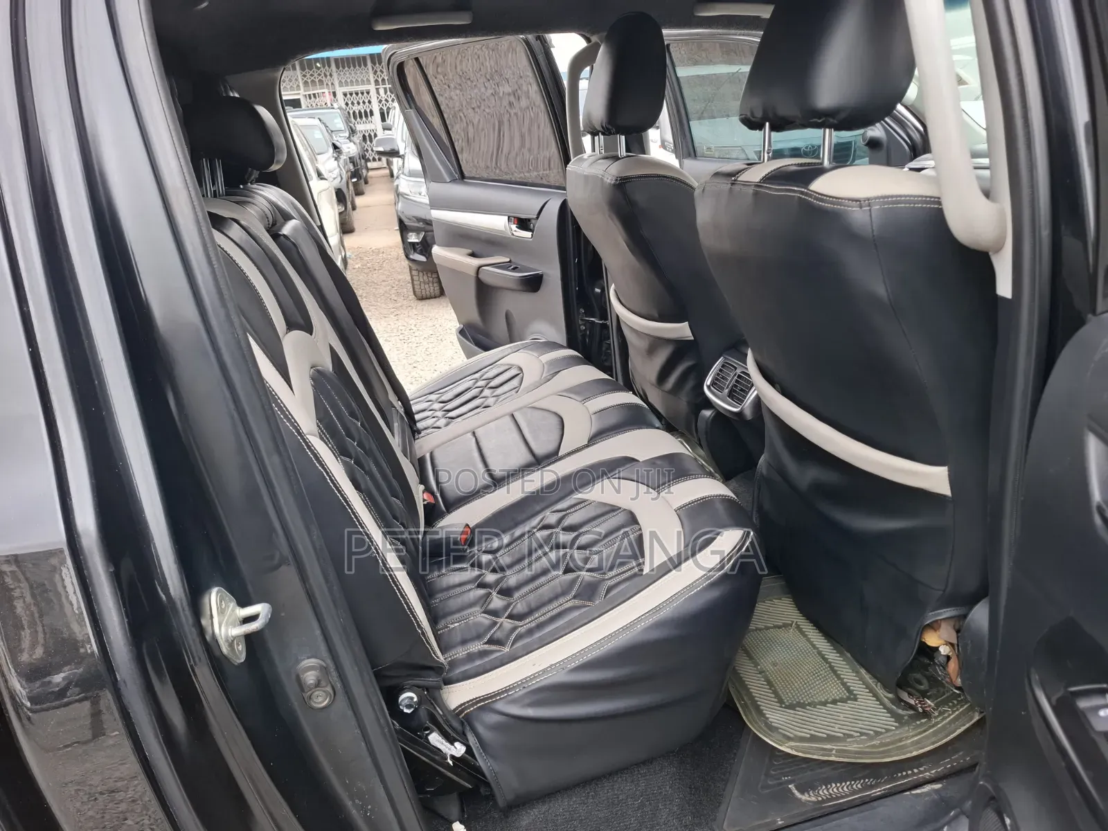 Toyota Hilux 2017 Black