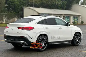 Mercedes-Benz GLE-Class GLE 400d 4MATIC 2021 White