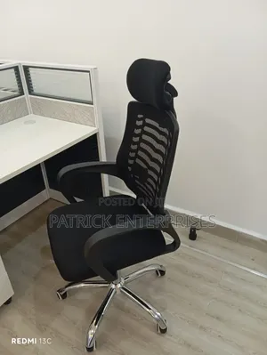 Ergonomic High Back Mesh Office Chair , With Adjustable Headrest