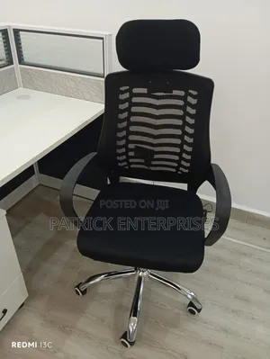 Ergonomic High Back Mesh Office Chair , With Adjustable Headrest