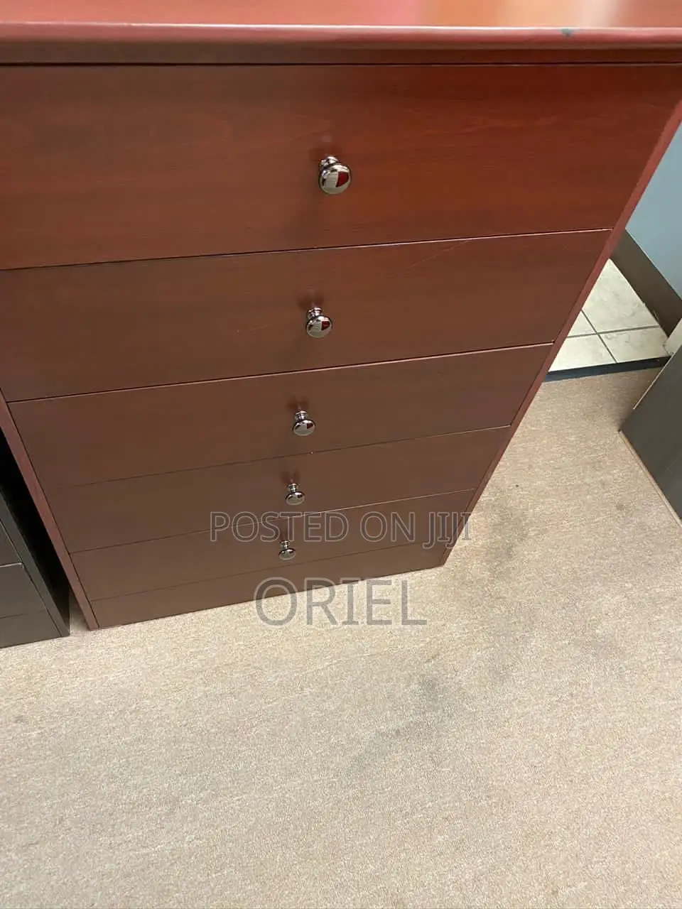 Modern Cabinet : 5-Drawer Standard Home Cabinet