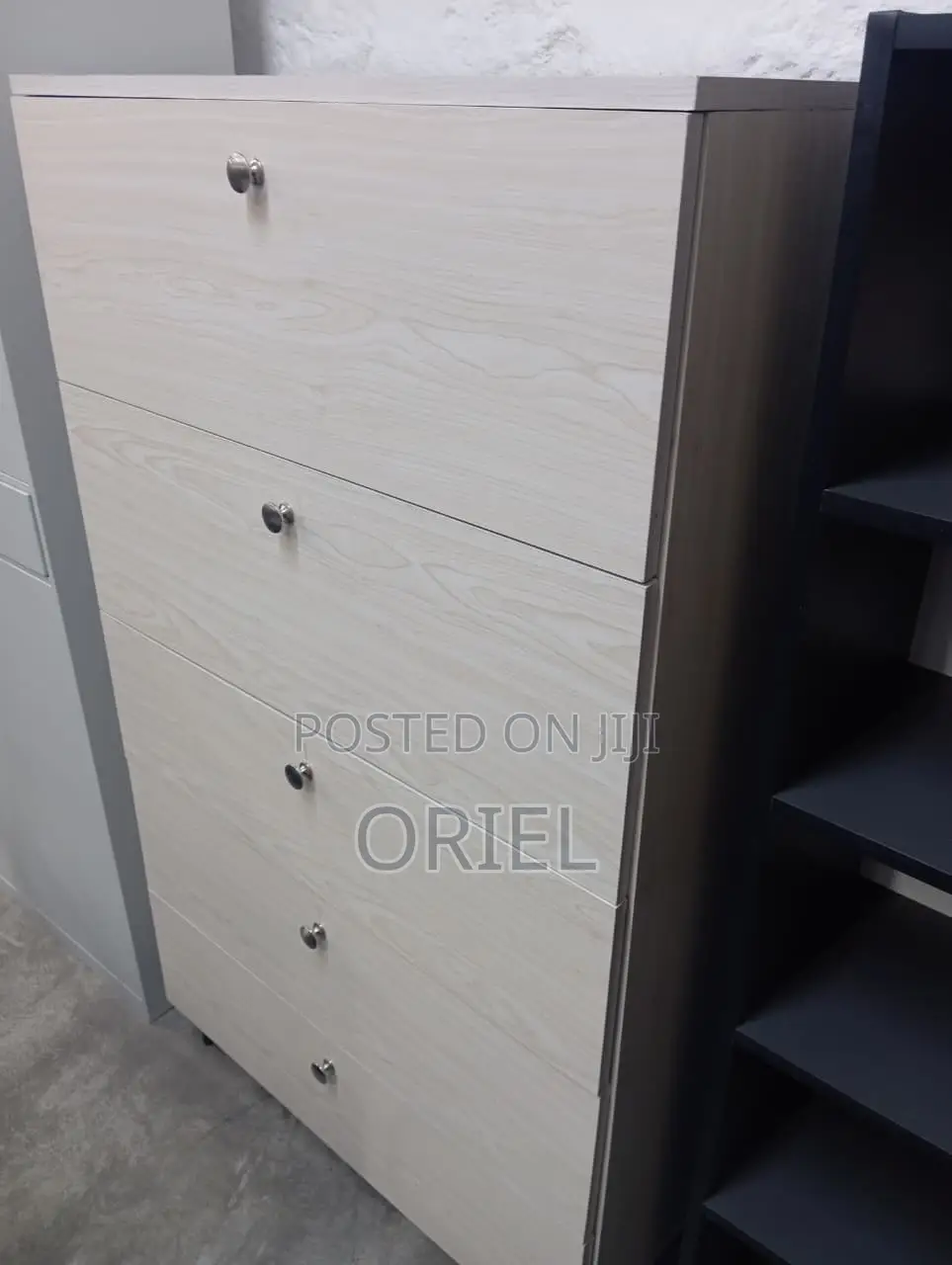 Modern Cabinet : 5-Drawer Standard Home Cabinet