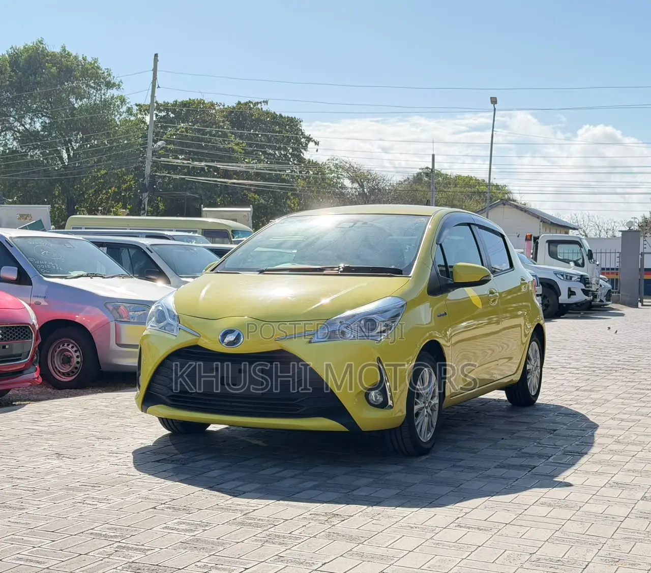 Toyota Vitz 2019 Yellow