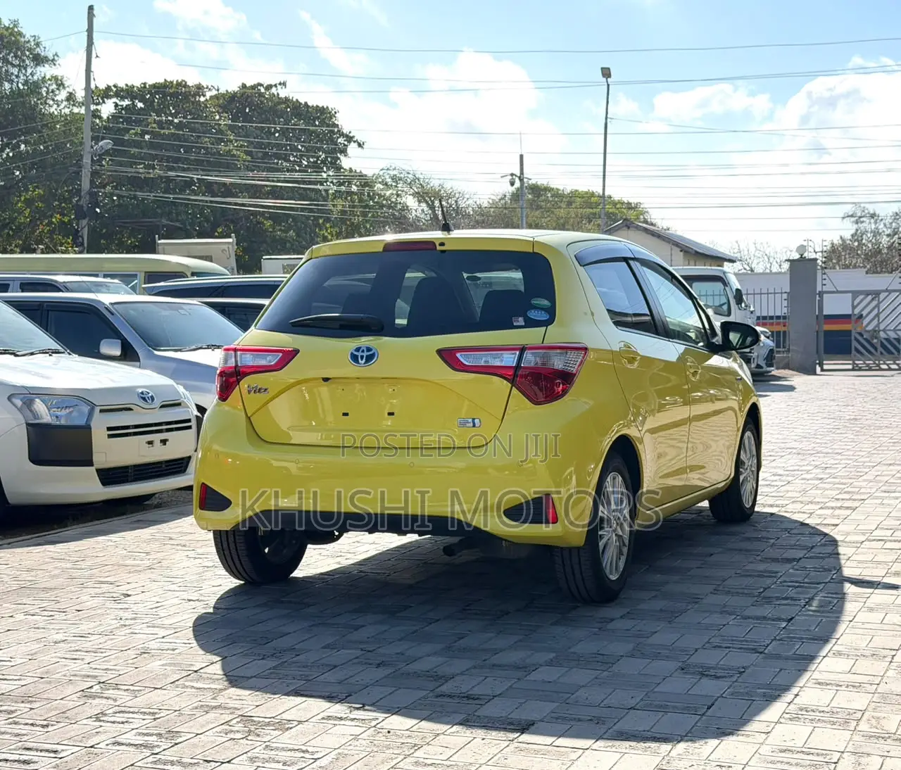 Toyota Vitz 2019 Yellow