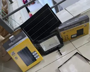 SOLARMAX Energy-Saving LED Solar Floodlight With Solar Panel