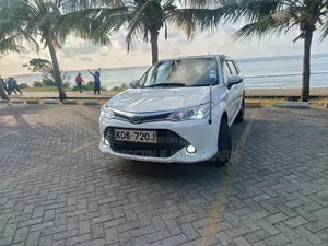 Toyota Corolla Fielder 2016 White