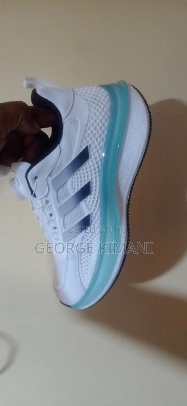 Collection Shoe - thumbnail 2