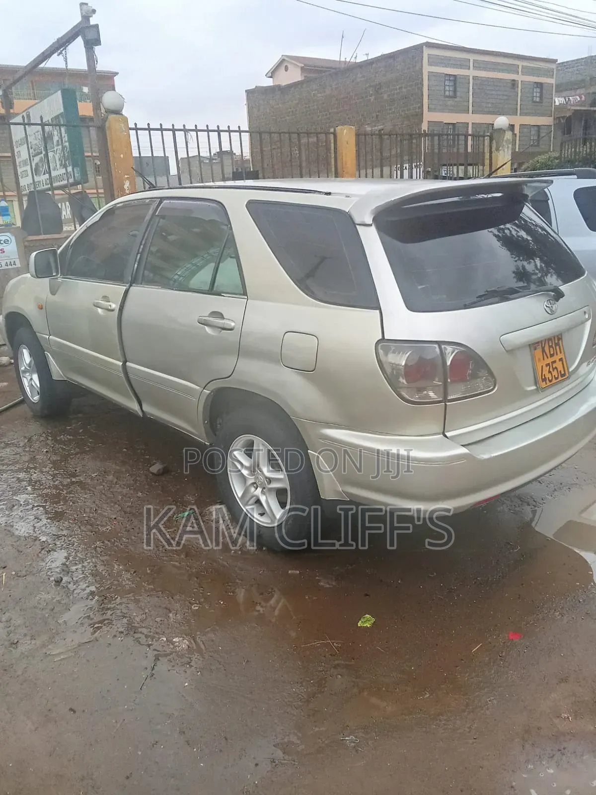 Toyota Harrier 2004 Black