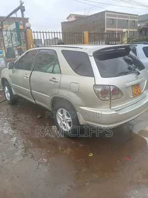 Toyota Harrier 2004 Black