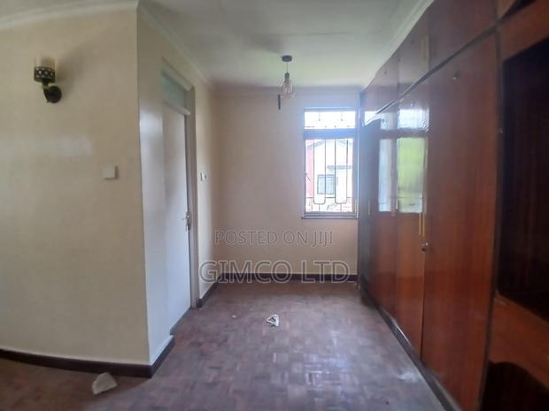 4bdrm Mansion in Mountain View Estate for sale - thumbnail 12