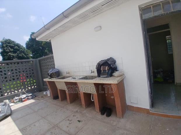 4bdrm Mansion in Mountain View Estate for sale - thumbnail 8