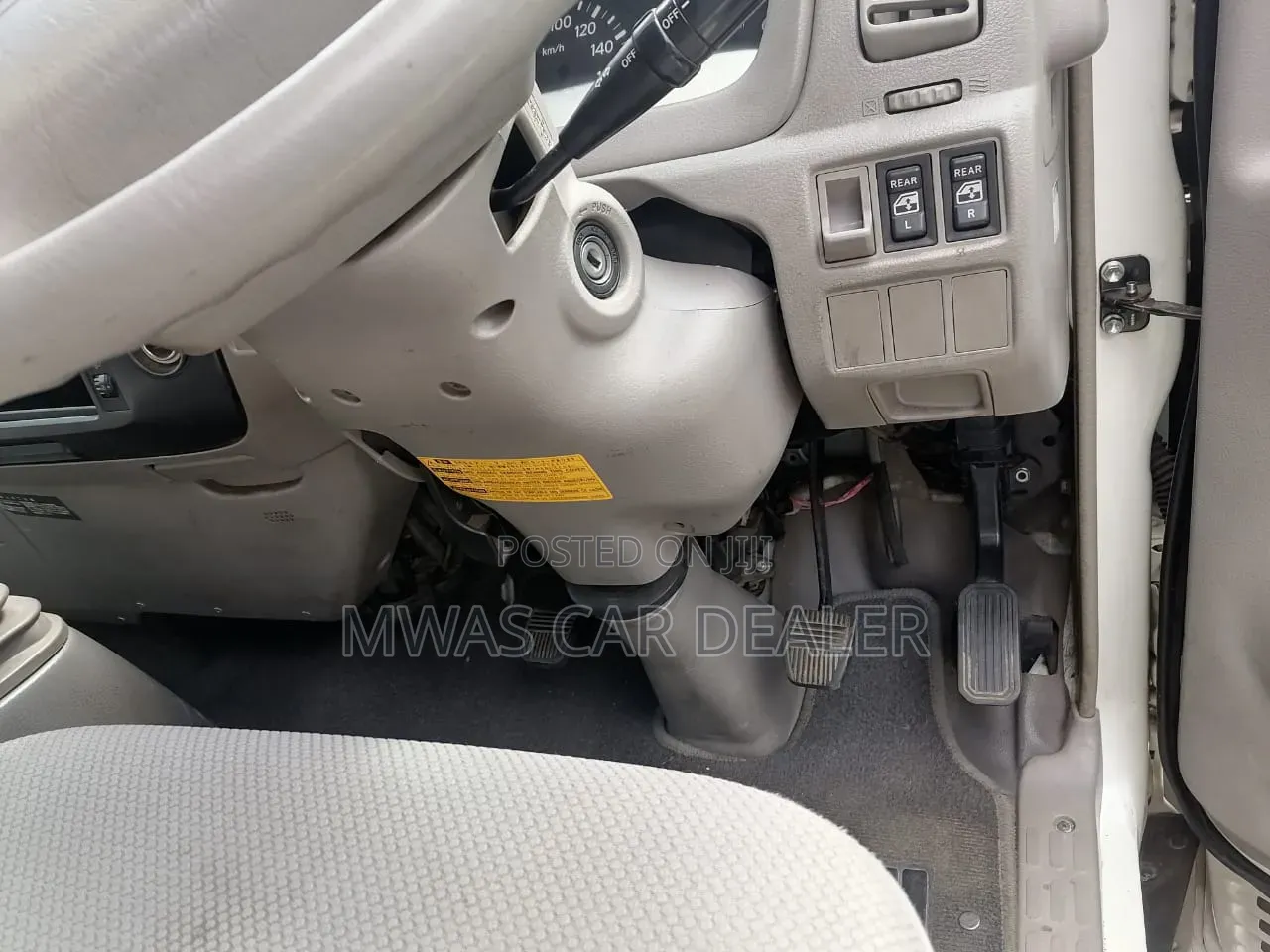 Selling Toyota Dyna Double Cab Petrol