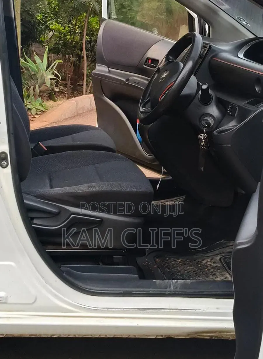 Toyota Harrier 2014 White