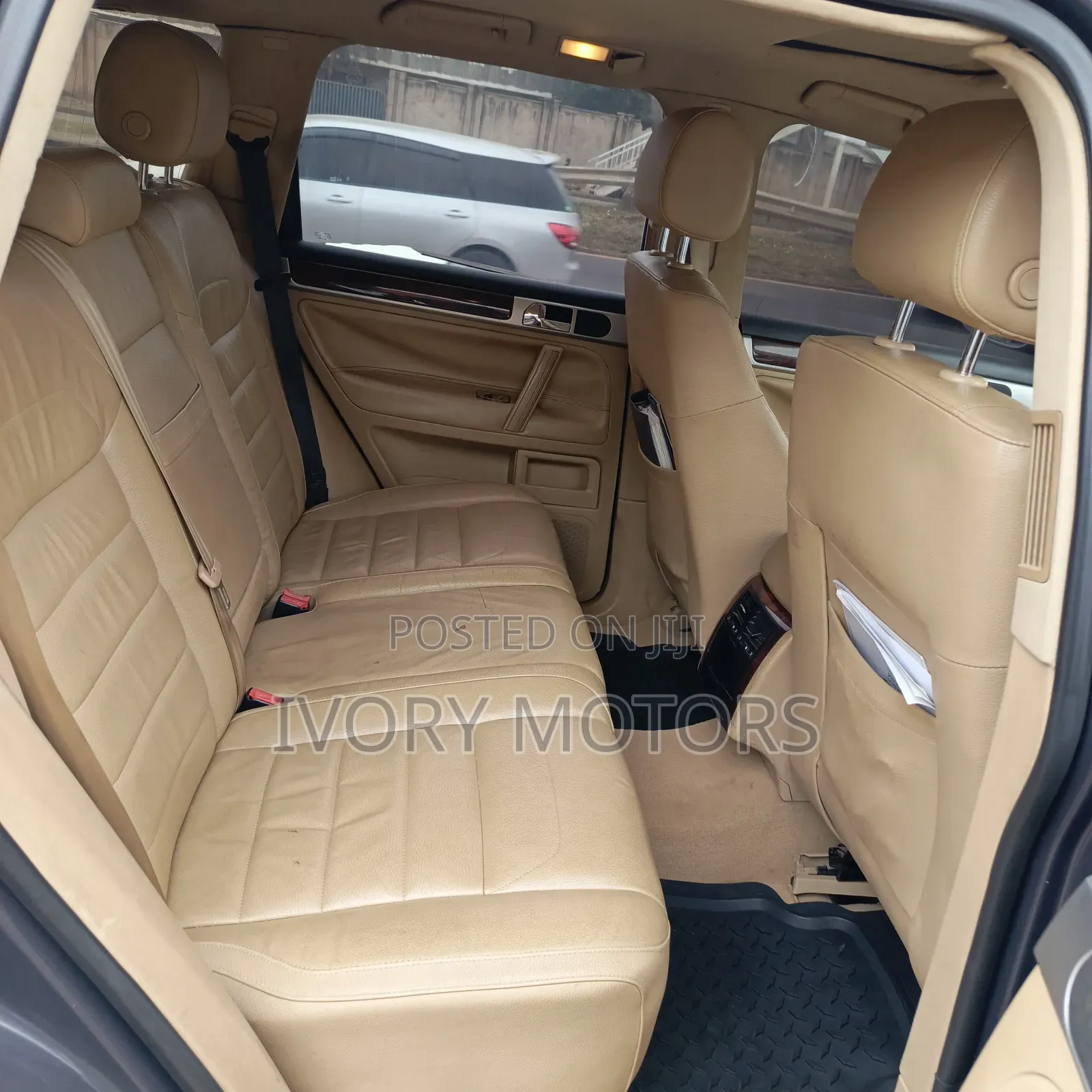 Volkswagen Touareg 2005 Gray