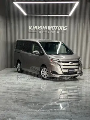 Toyota Noah 2019 Brown