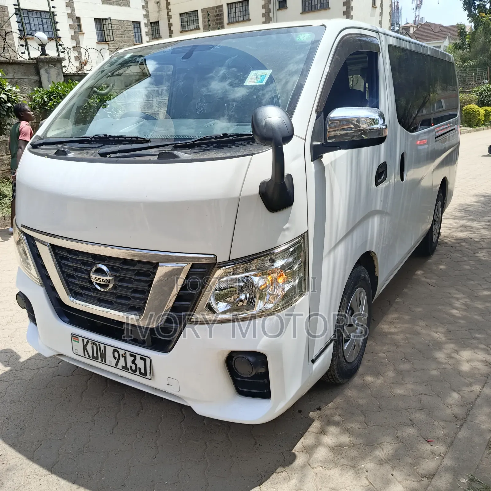 Nissan NV350 2015 White