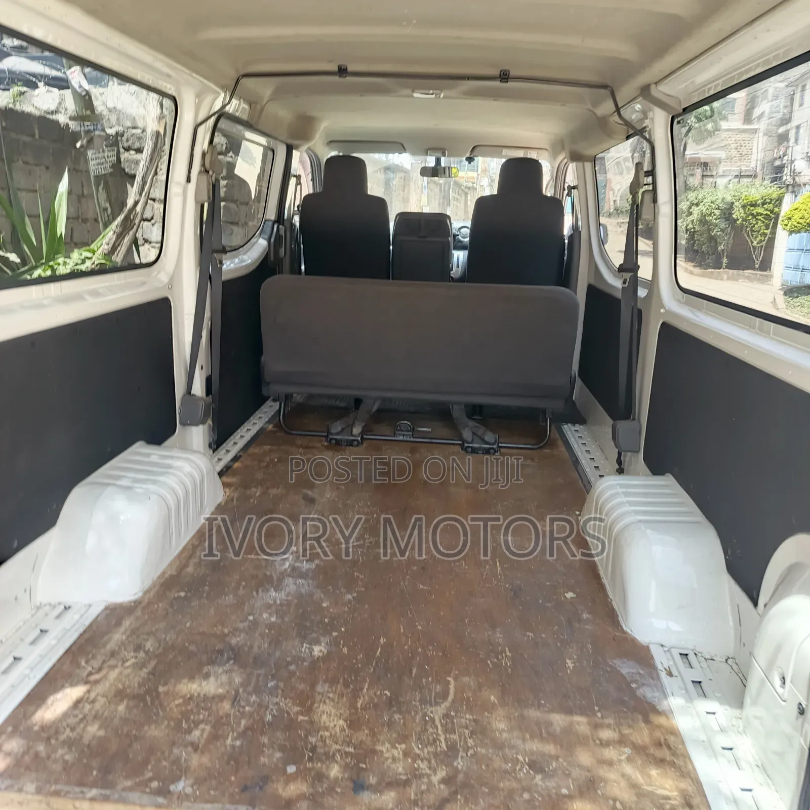 Nissan NV350 2015 White