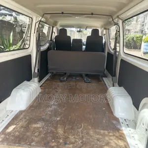 Nissan NV350 2015 White