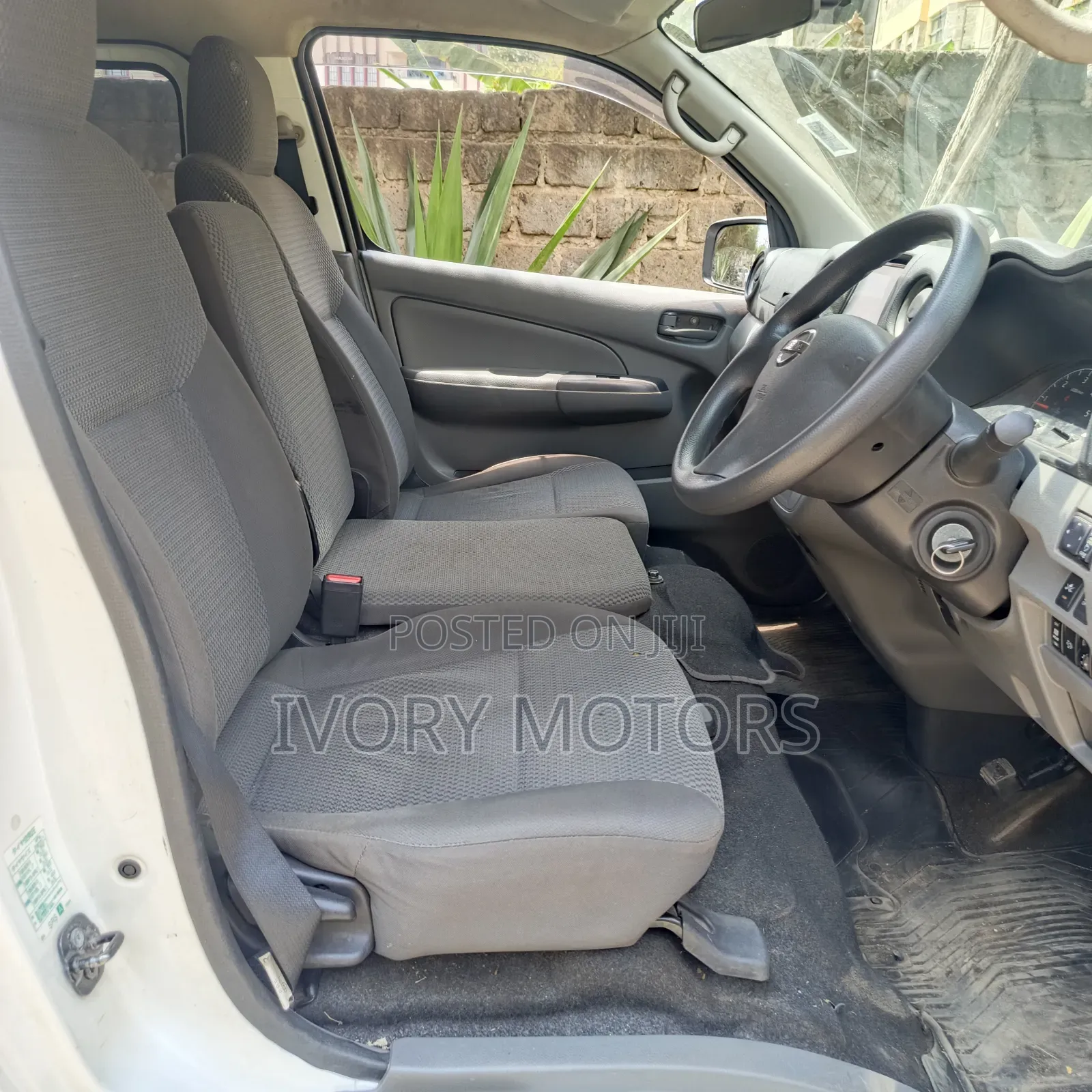 Nissan NV350 2015 White