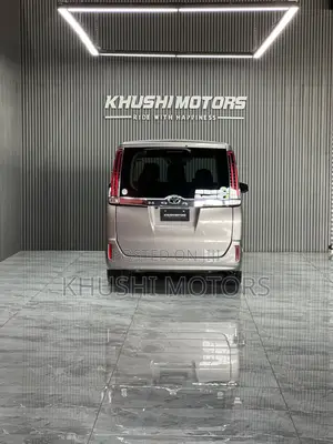 Toyota Noah 2019 Brown