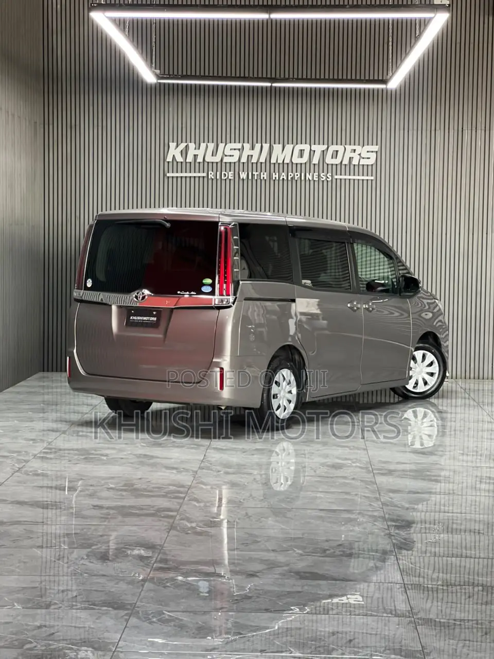 Toyota Noah 2019 Brown