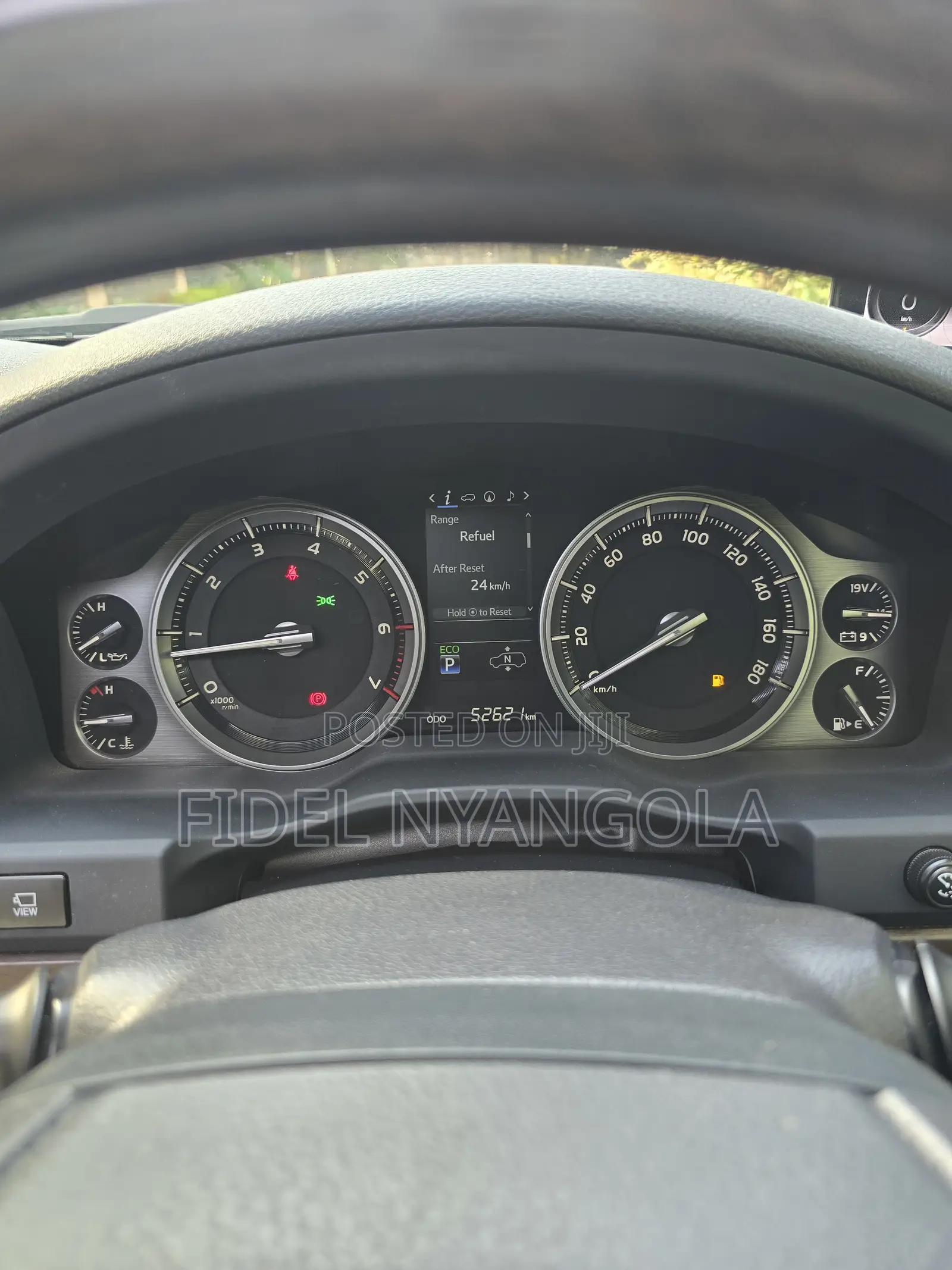 Toyota Land Cruiser 4.6 V8 ZX 2019 White