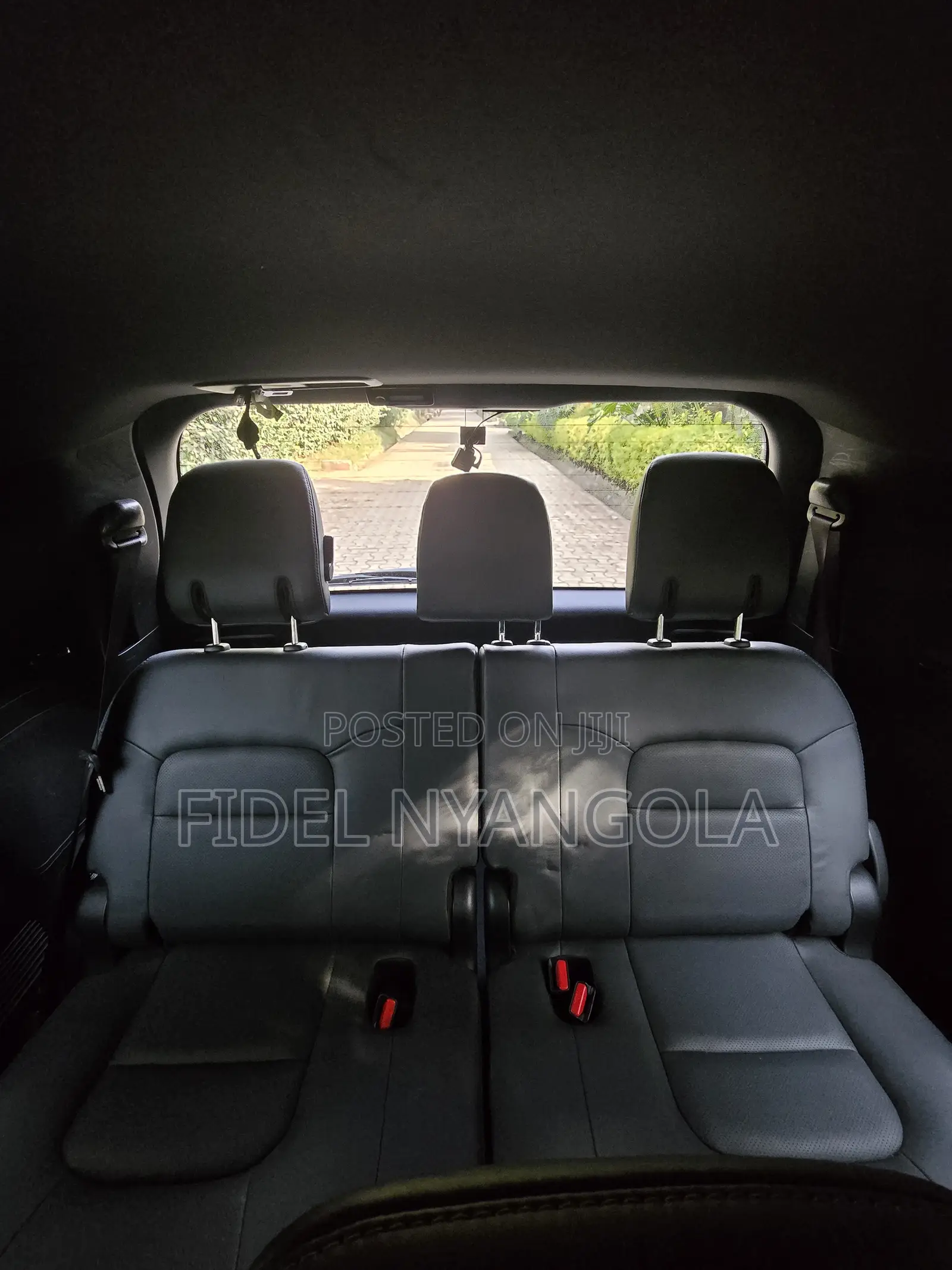 Toyota Land Cruiser 4.6 V8 ZX 2019 White