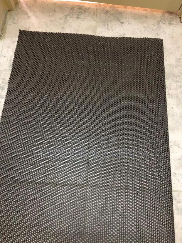 High-Quality PVC Floor Mats | Non-Slip Waterproof