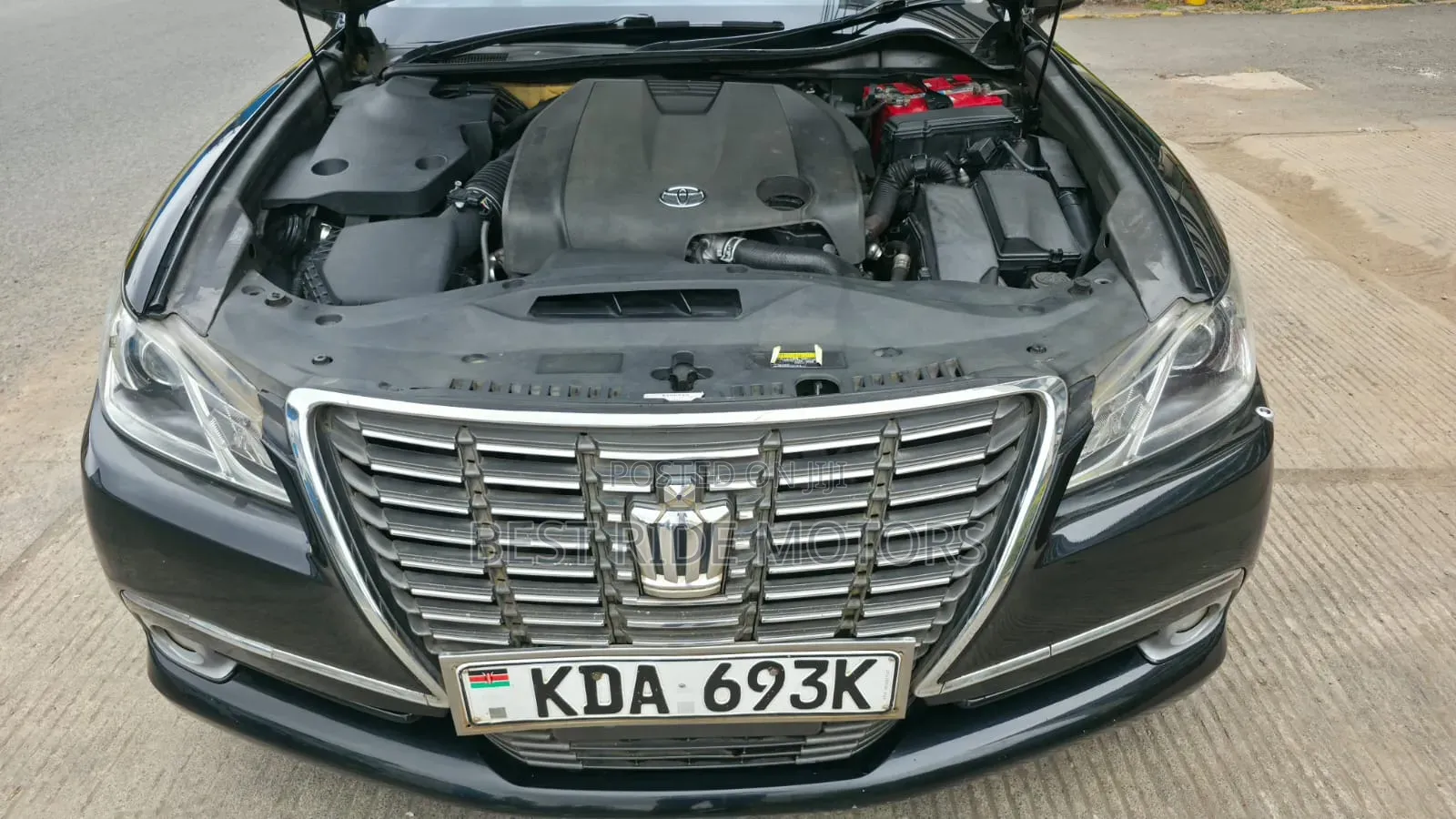 Toyota Crown 2013 Black