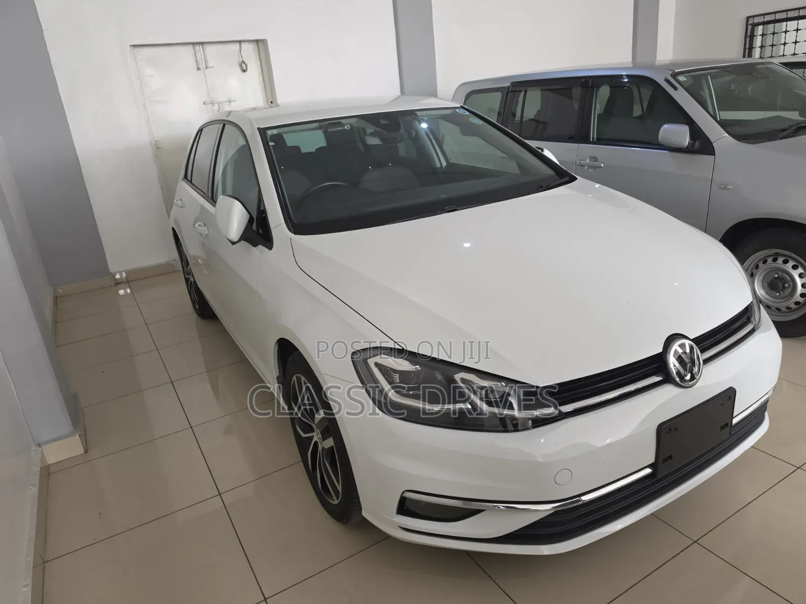 Volkswagen Golf 2019 White