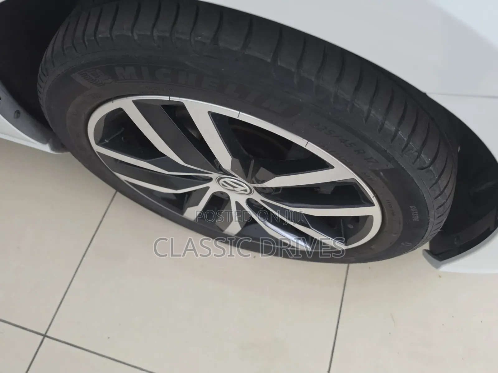 Volkswagen Golf 2019 White