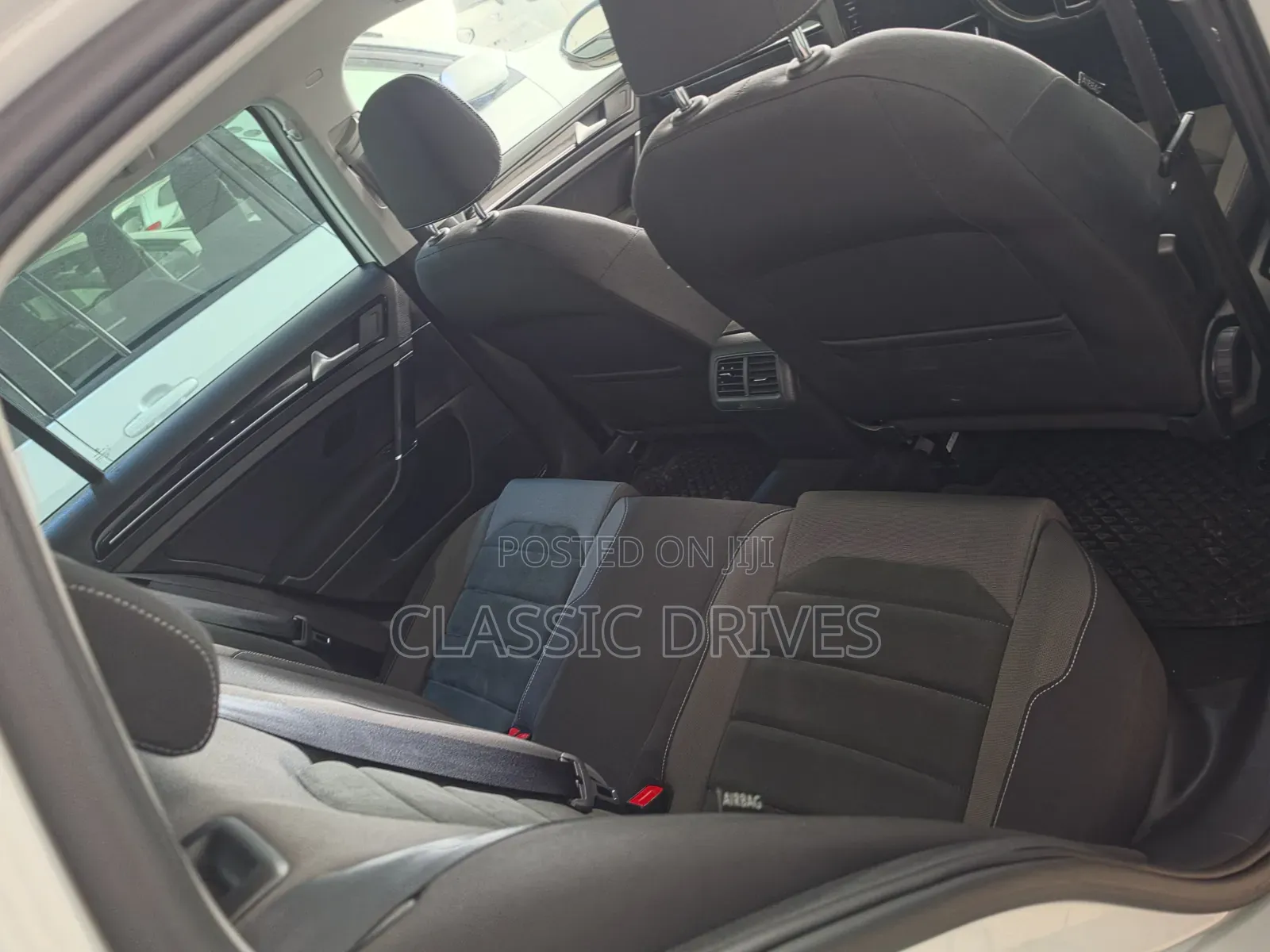 Volkswagen Golf 2019 White