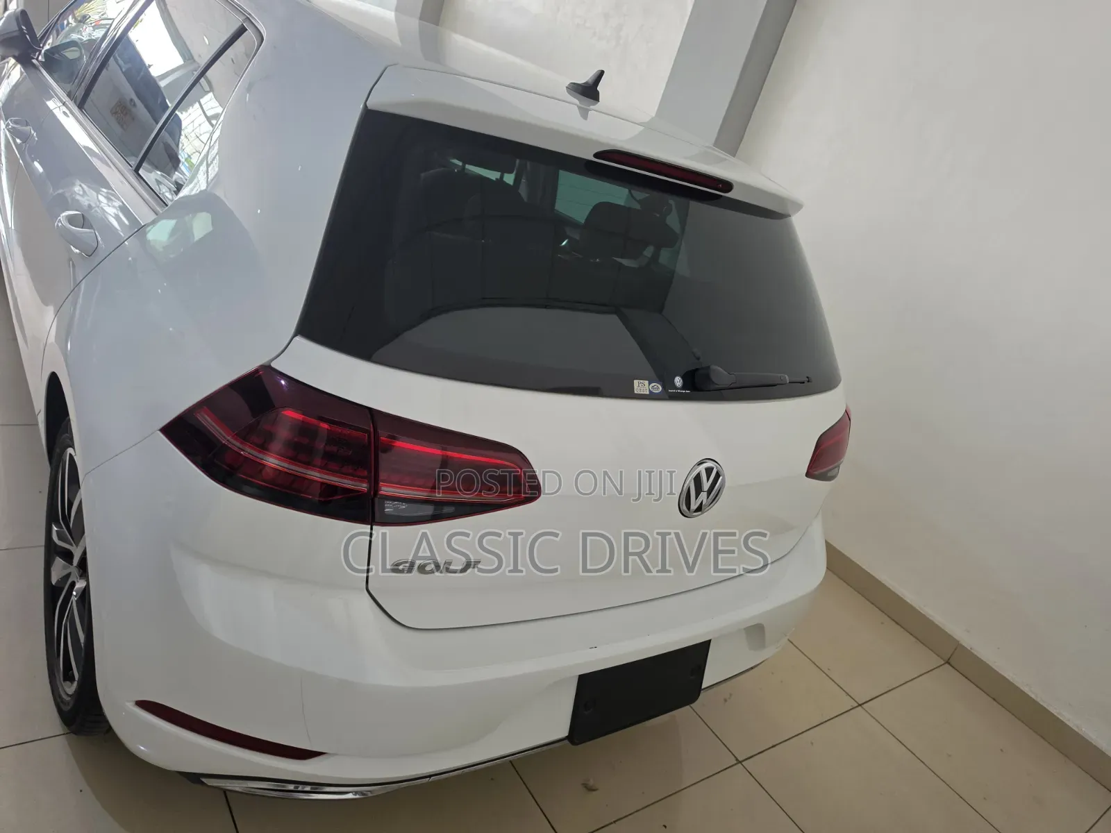 Volkswagen Golf 2019 White