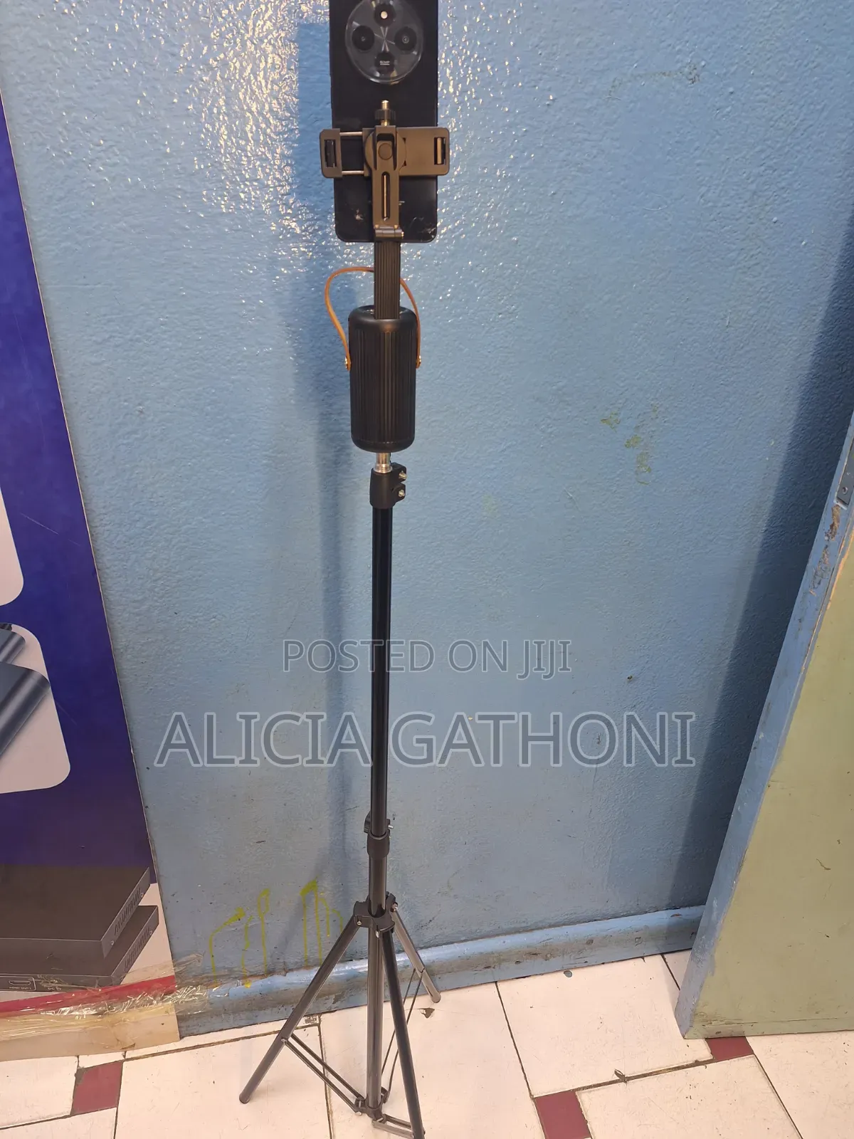 2M Tripod Stand With Motion Sensor (Ai)