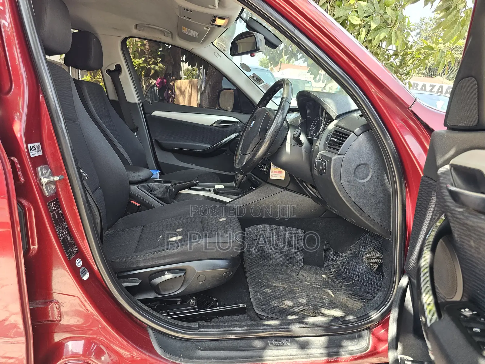 BMW X1 2011 Maroon