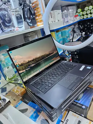 Laptop Dell Latitude 5300 16GB Intel Core i7 SSD 256GB