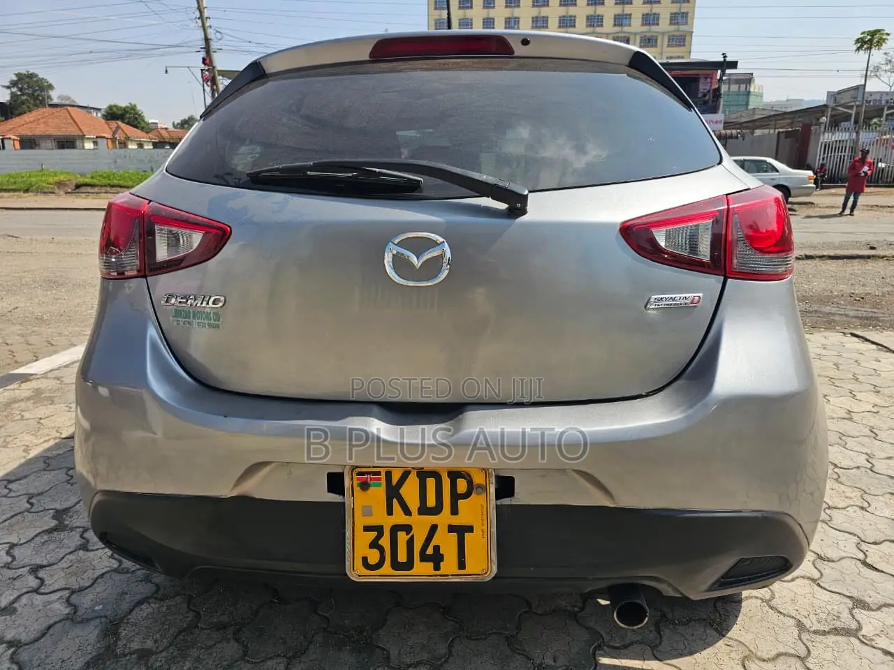 Mazda Demio 2016 Silver