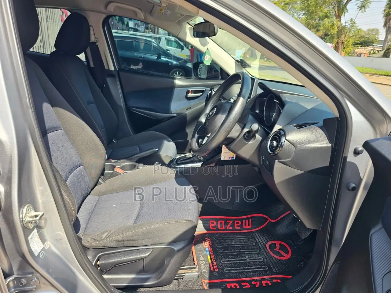 Mazda Demio 2016 Silver