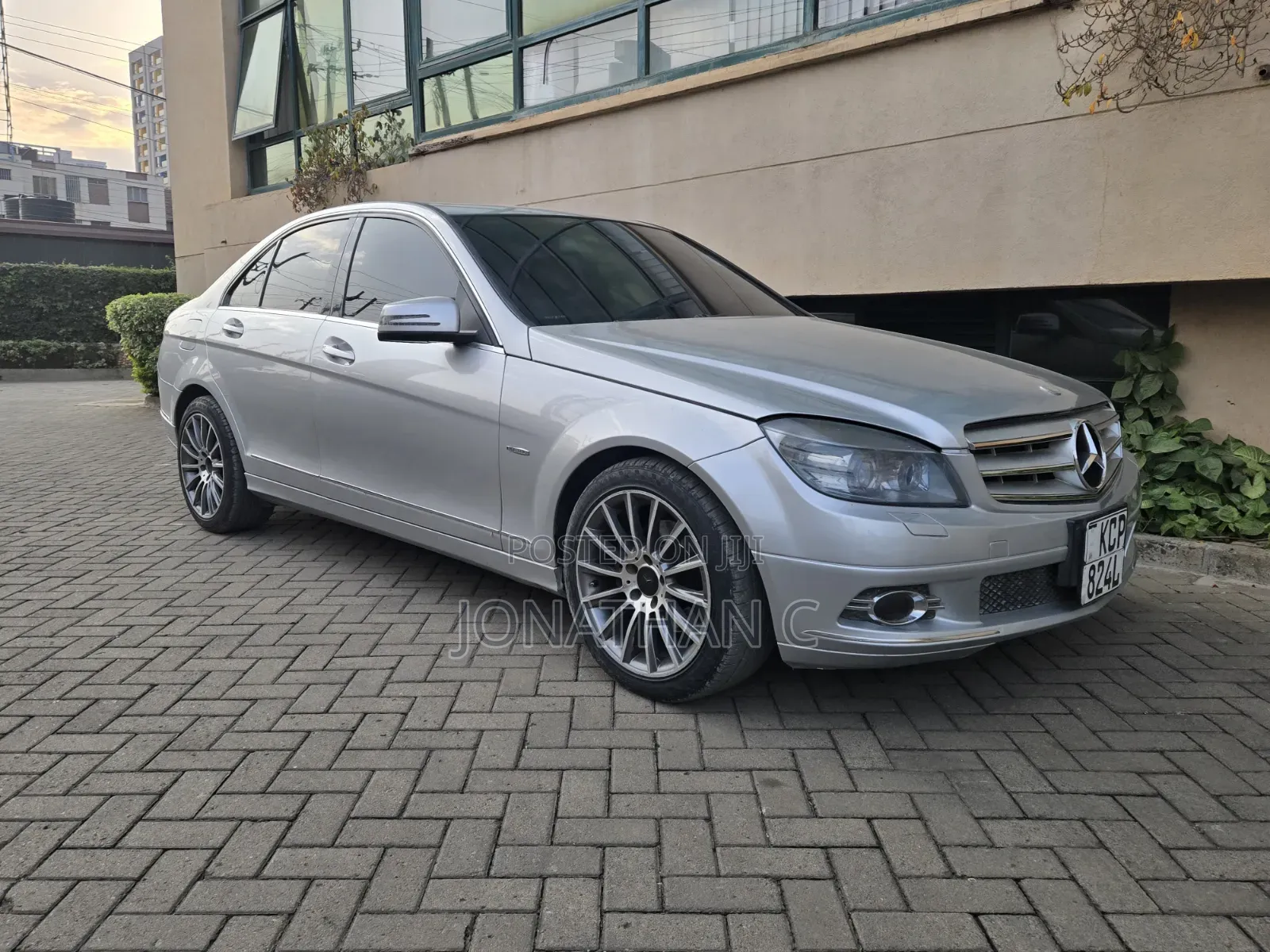 Mercedes-Benz C200 2010 Silver