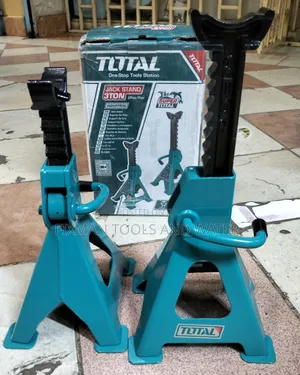 Total Heavy Duty 3ton Jack Stands Designed for Safety Garage Measures