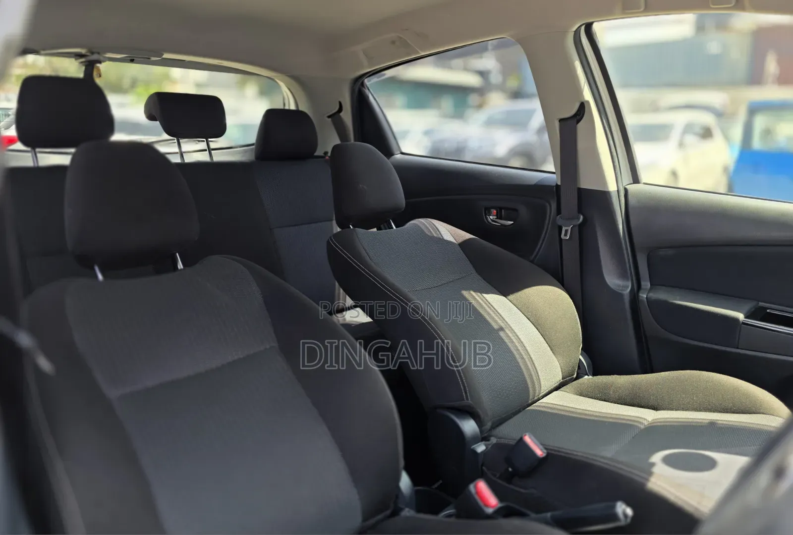 Toyota Vitz 1.5 FWD Hybrid 5dr 2019 White