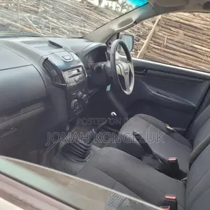 Isuzu D-MAX 2022 White